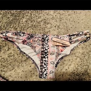 NWT! Victoria Secret Strappy Cheeky Bikini Bottoms